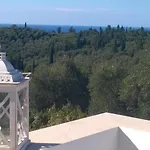 Fedrita Αχαράβη