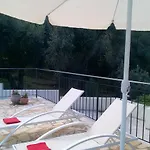 Fedrita Βίλα Αχαράβη